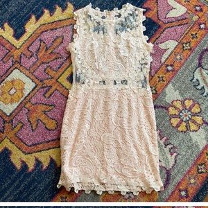 🌸🌸Beautiful Lace Dress🌸🌸